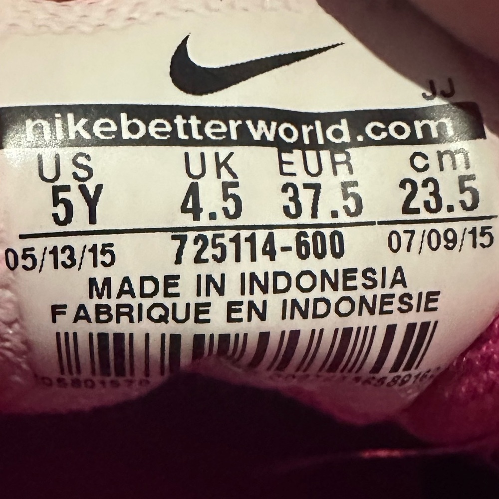Nike kids Pink Running Shoes - Picture 2 of 7